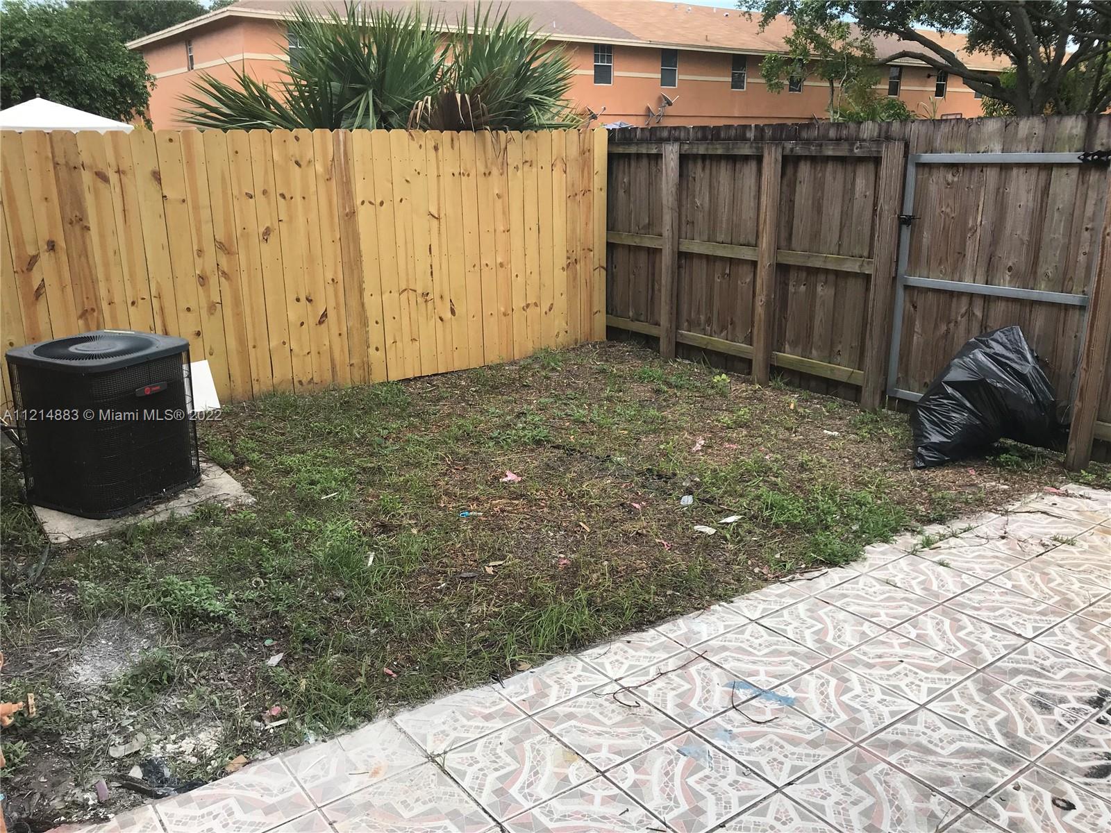 HONEY HILL PARK - Residential Lease