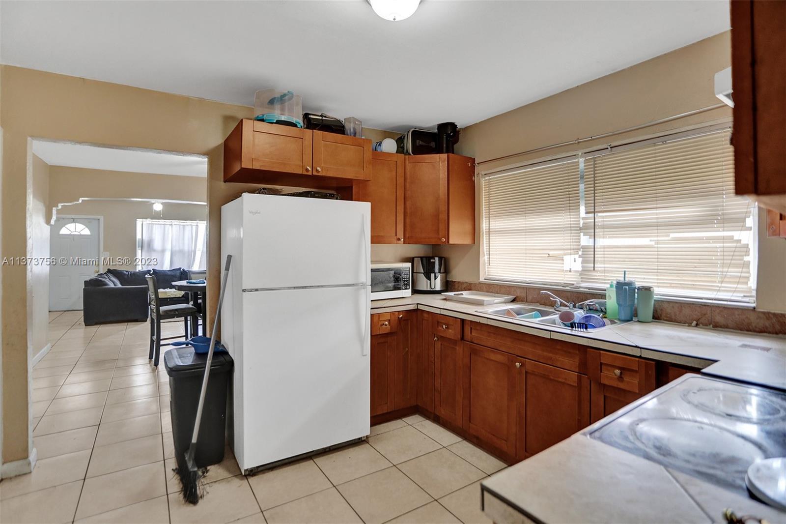 LINCOLN PARK CORR PLAT - Residential