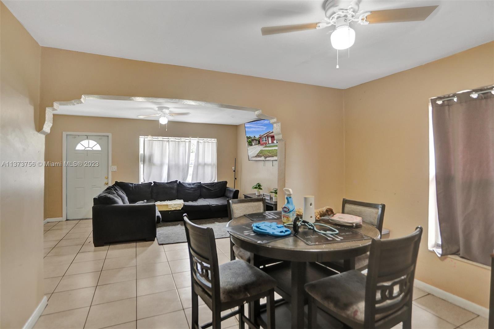 LINCOLN PARK CORR PLAT - Residential