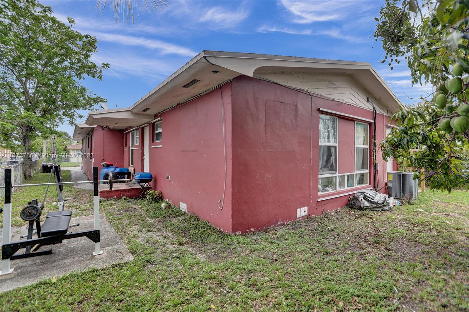 LINCOLN PARK CORR PLAT - Residential