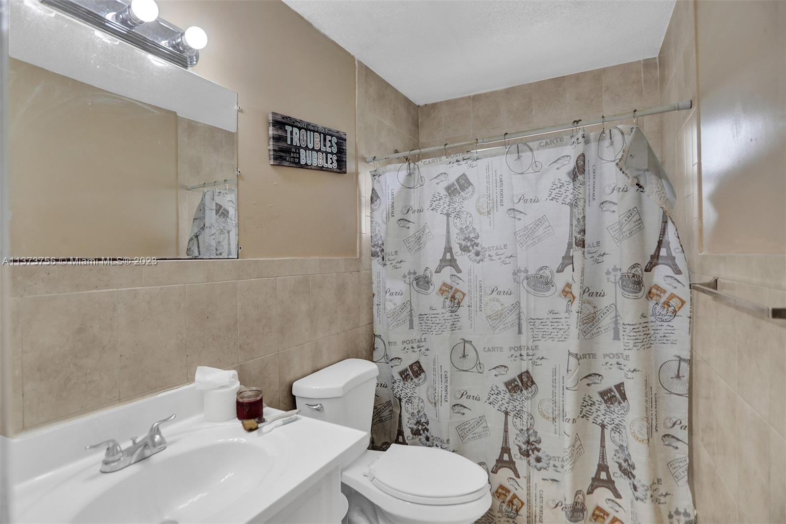 LINCOLN PARK CORR PLAT - Residential