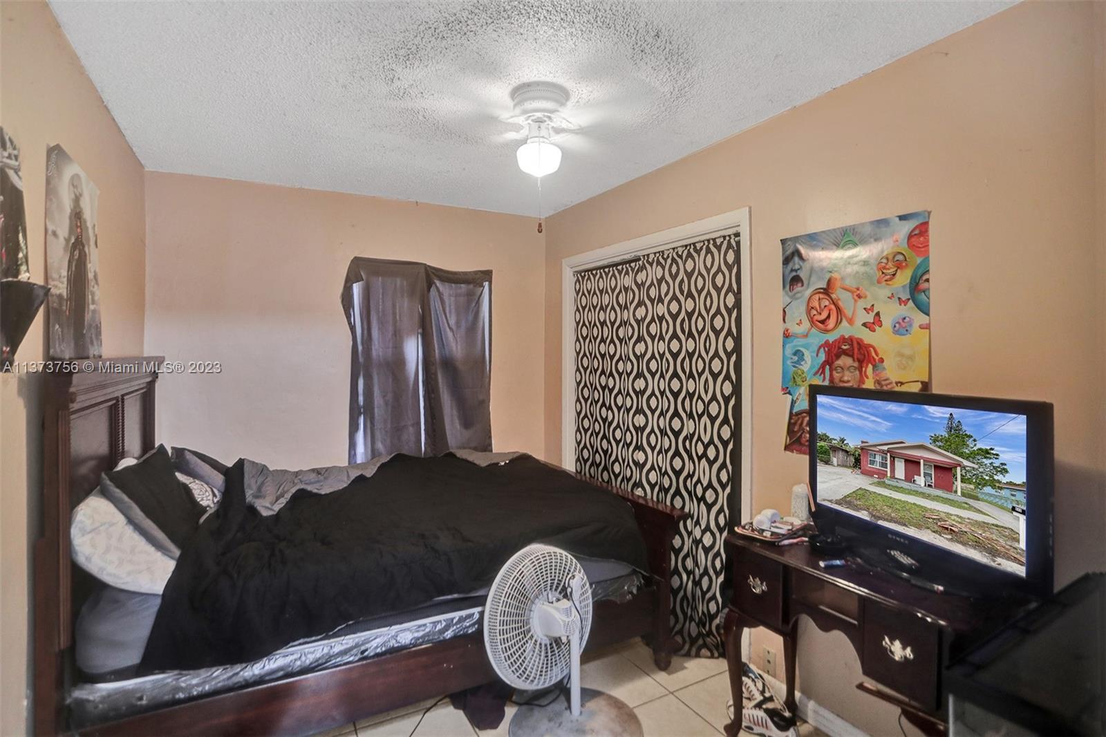 LINCOLN PARK CORR PLAT - Residential