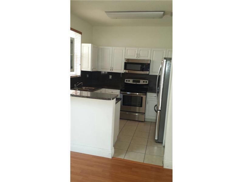 DORAL ISLES NORTH SECTION - Residential Lease