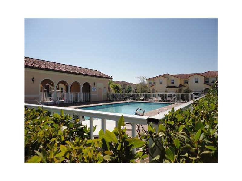 DORAL ISLES NORTH SECTION - Residential Lease