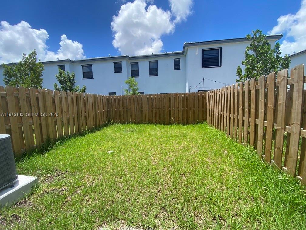 PINE ISLE - Residential