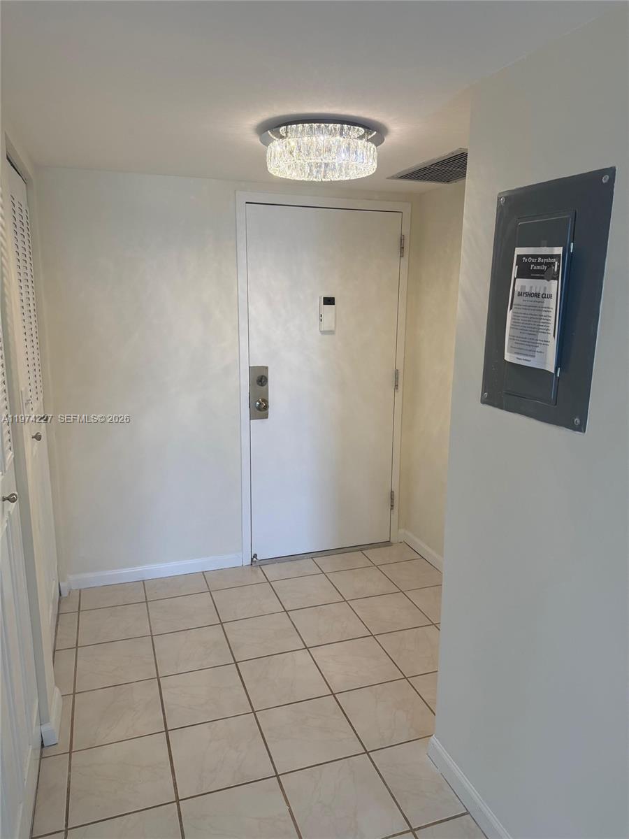 BAYSHORE BATH & TENNIS CLU - Residential