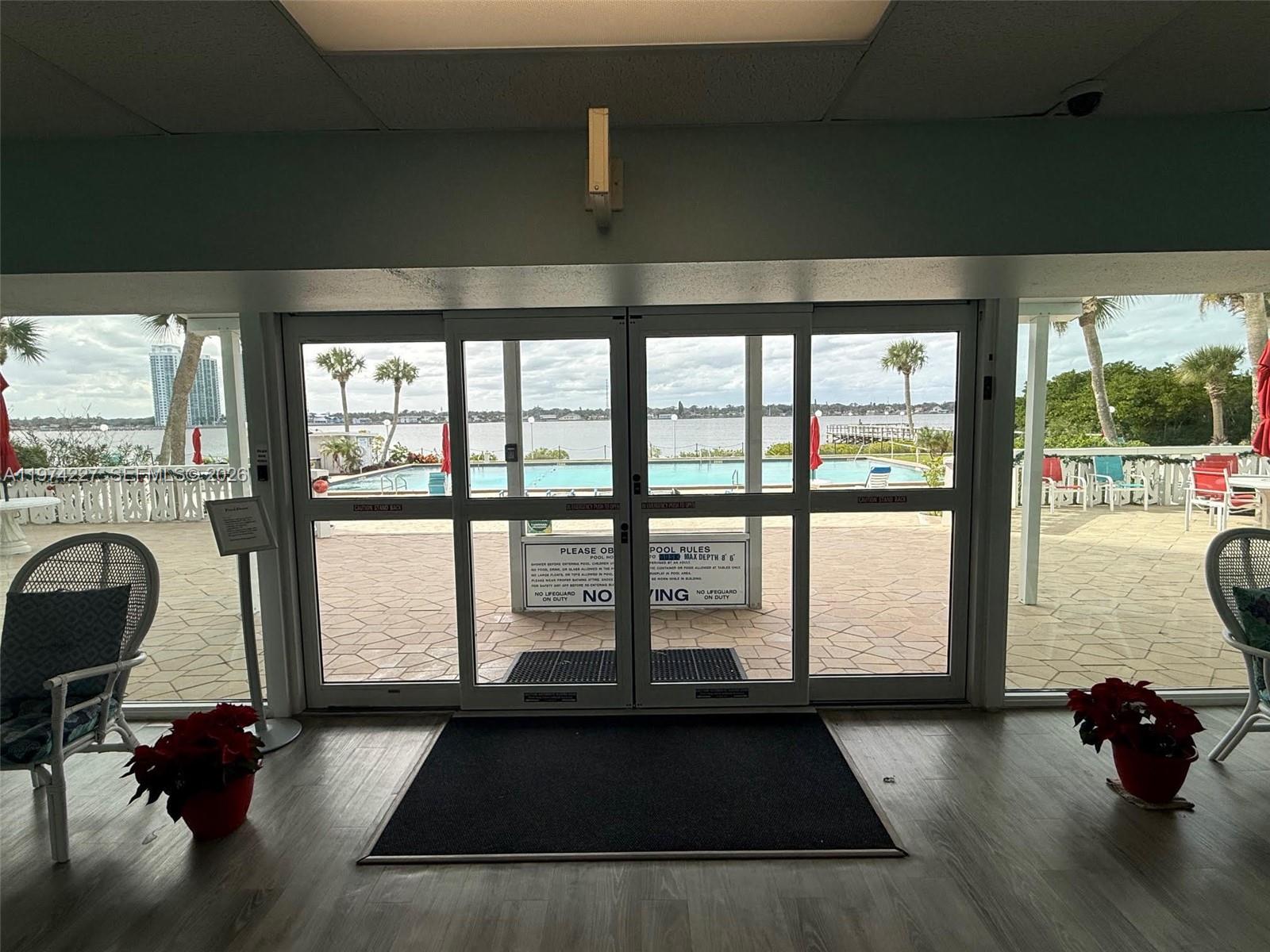 BAYSHORE BATH & TENNIS CLU - Residential