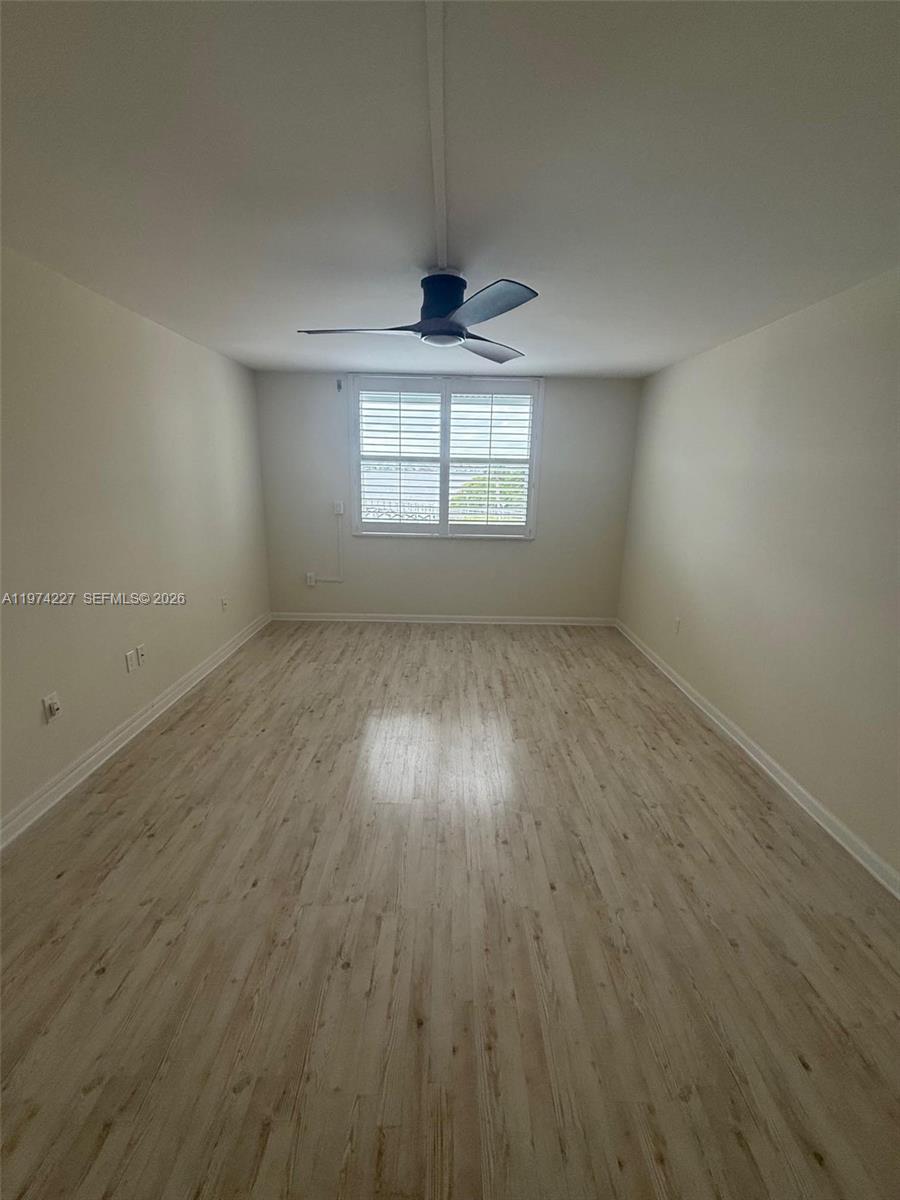 BAYSHORE BATH & TENNIS CLU - Residential