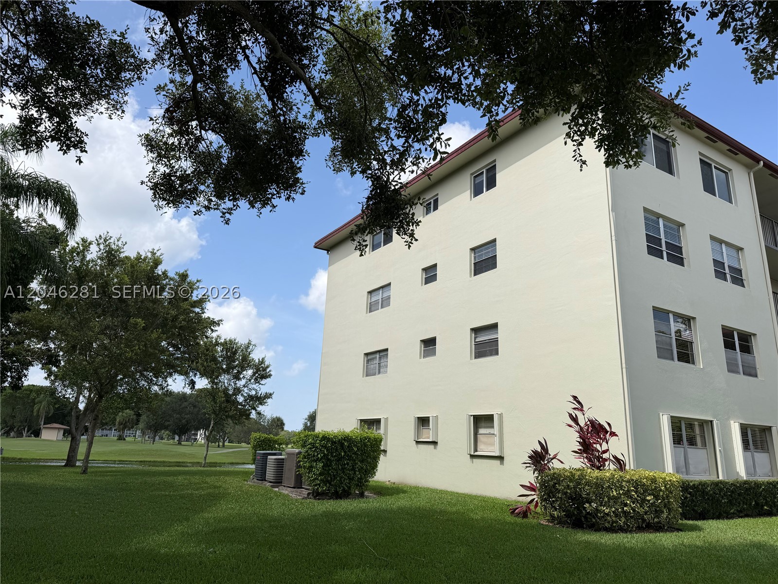 KINGSLEY AT CENTURY VILLA - Residential