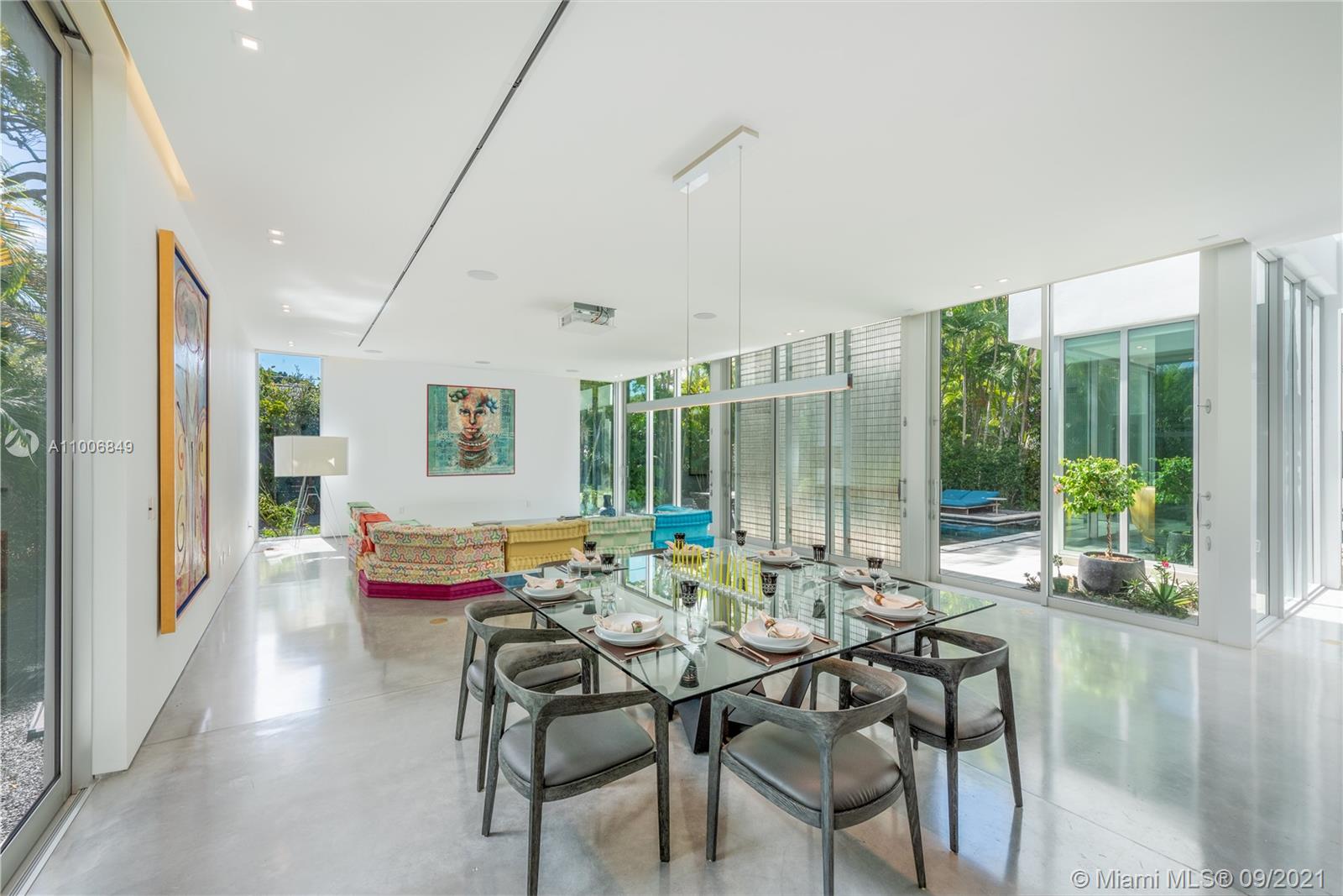BAY HEIGHTS - Residential