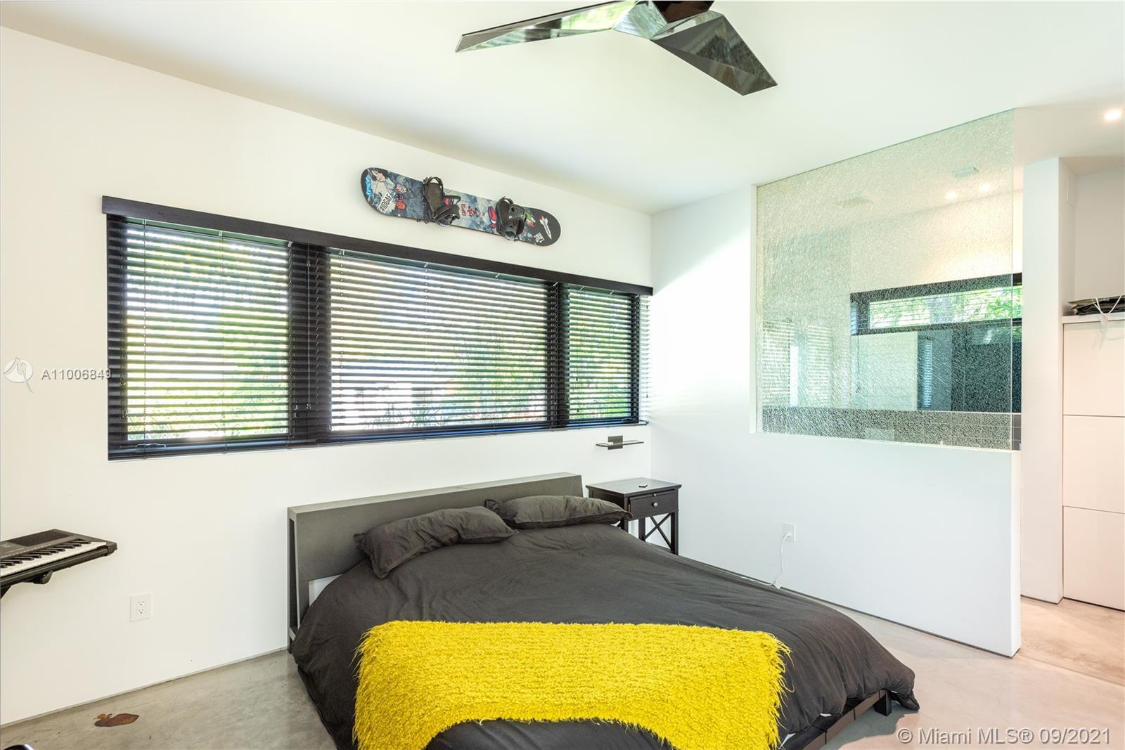 BAY HEIGHTS - Residential