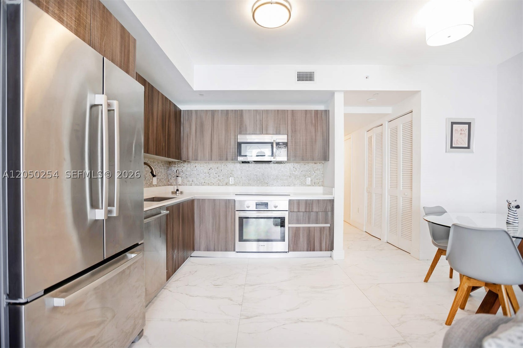 ARIA ON THE BAY CONDO - Residential