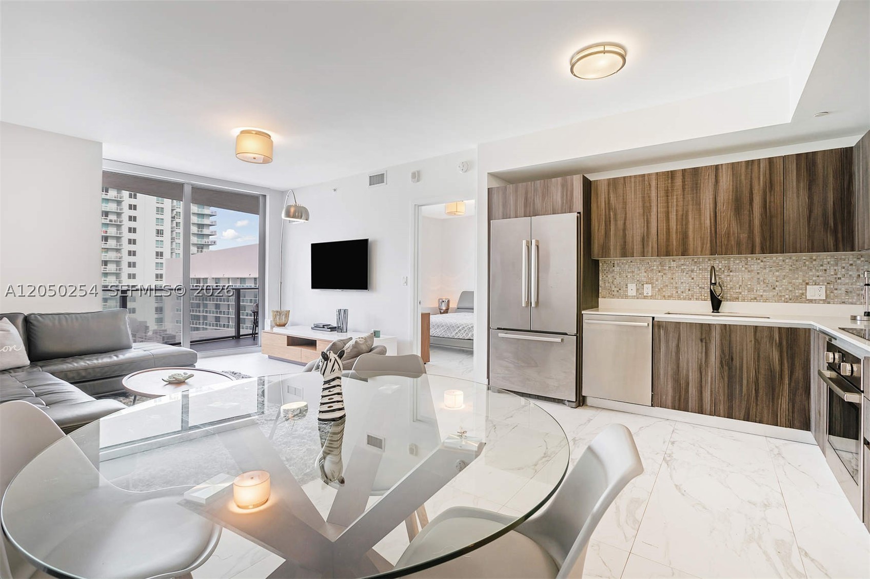 ARIA ON THE BAY CONDO - Residential