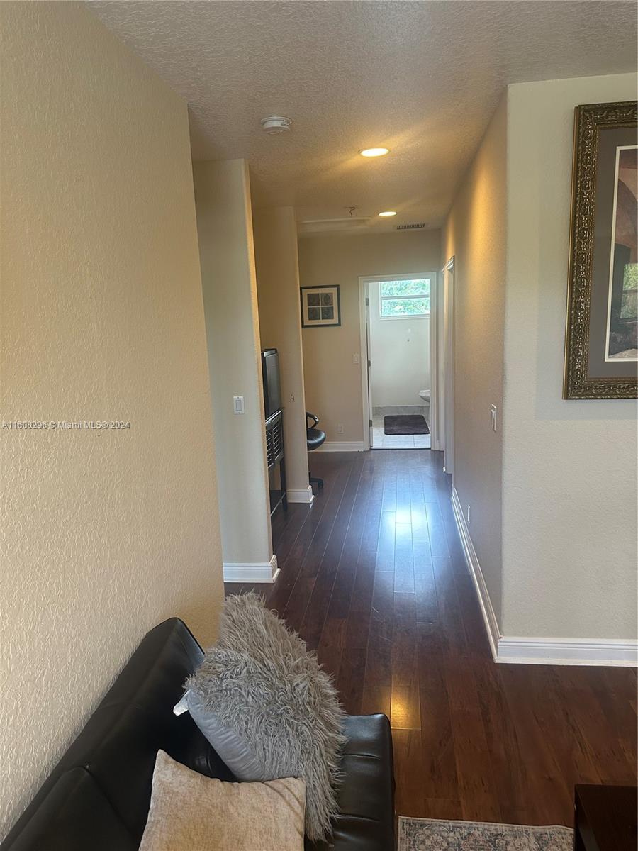 SABAL LAKES PH 4 - Residential