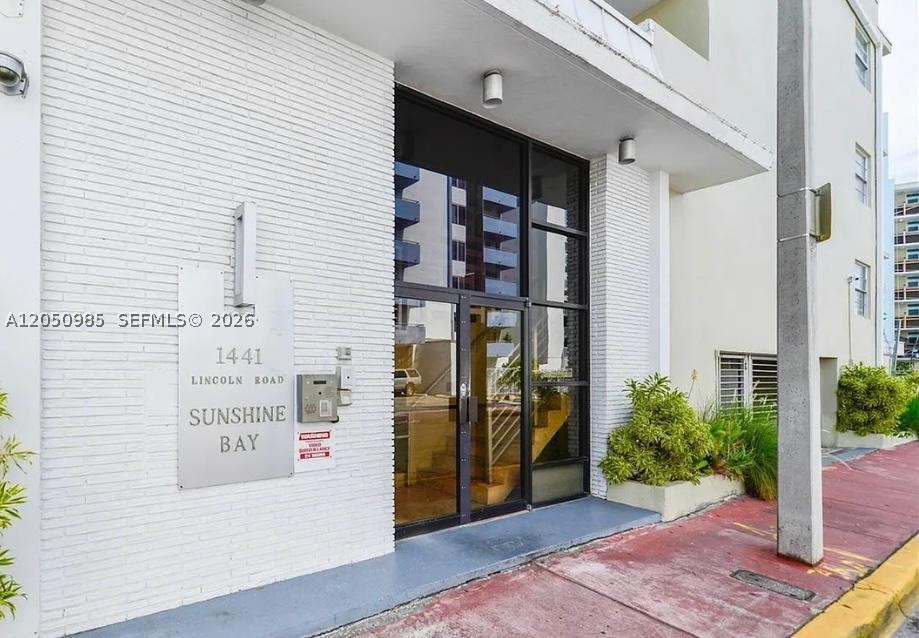 SUNSHINE BAY CONDO - Residential Lease