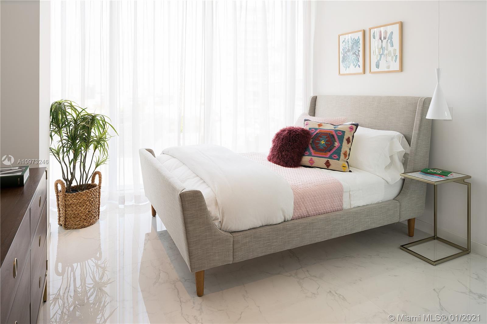 ONE OCEAN CONDO - Residential