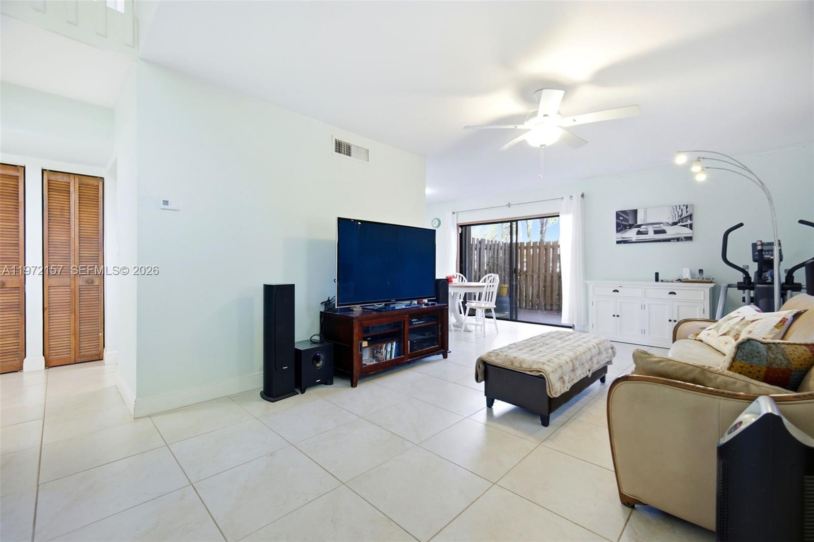 GREENGLADES CONDO 1 - Residential