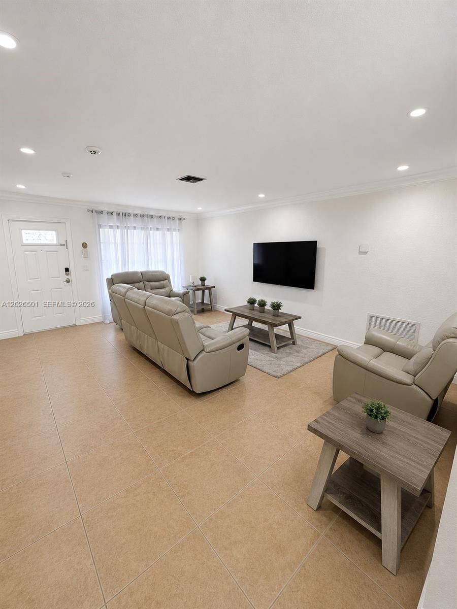 BURNHAM WOODS - Residential