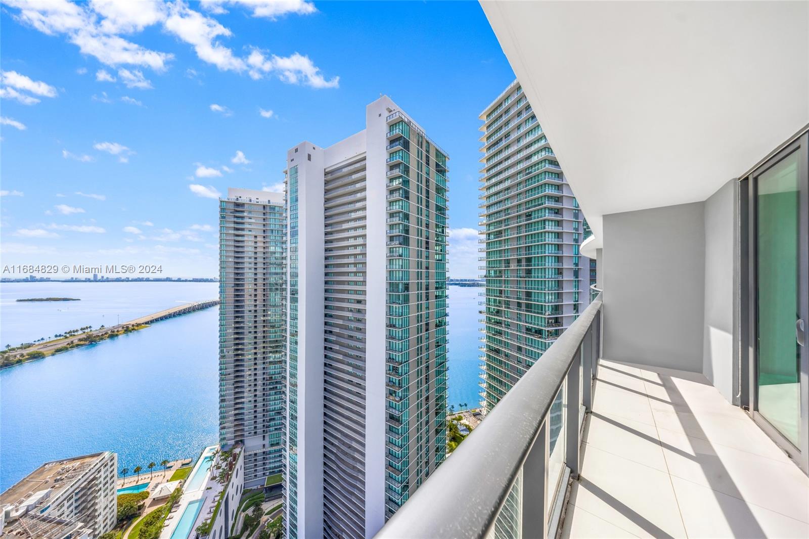 PARAISO BAYVIEWS CONDO - Residential Lease