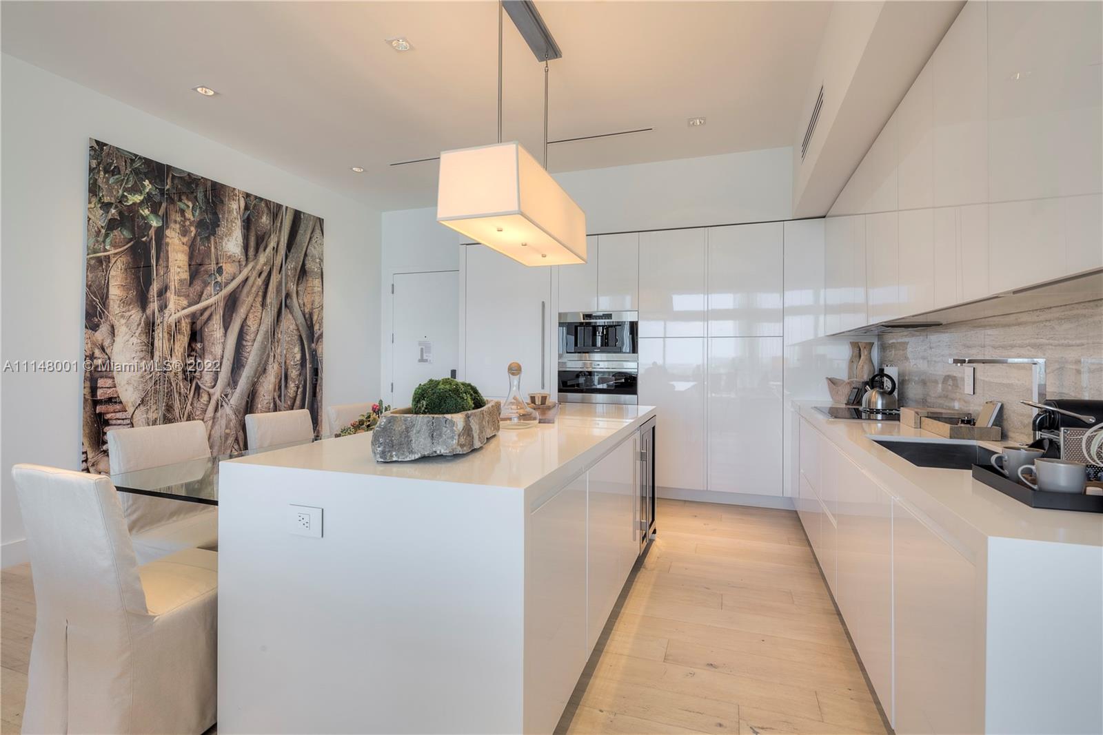 1 Hotel & Homes - Residential