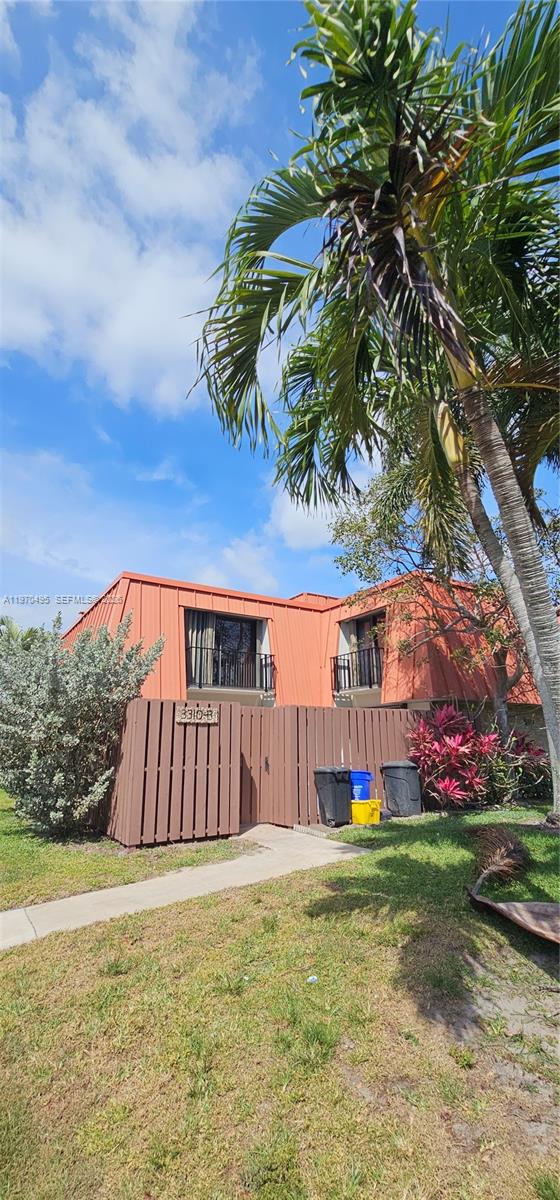 MERIDIAN PARK - Residential Lease