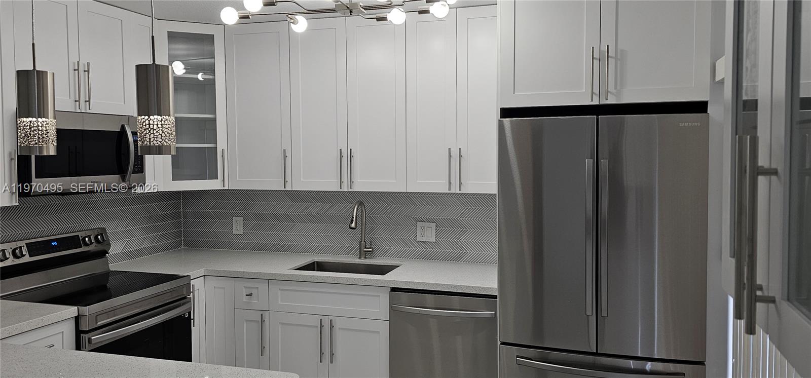 MERIDIAN PARK - Residential Lease