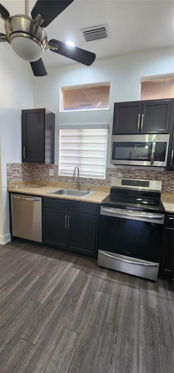 MEADOWS OF MIRAMAR PHASE - Residential Lease