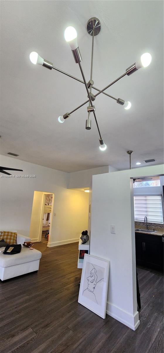 MEADOWS OF MIRAMAR PHASE - Residential Lease