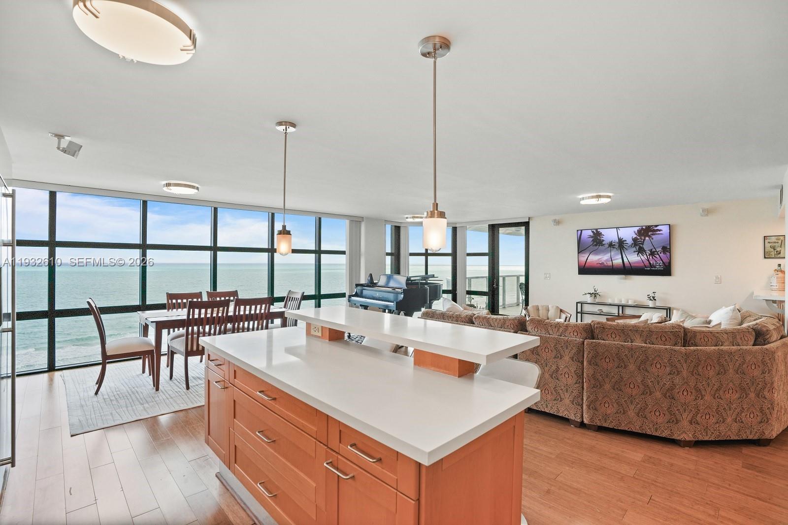MAR DEL PLATA CONDO - Residential