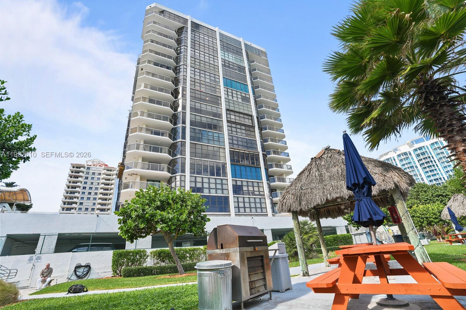 MAR DEL PLATA CONDO - Residential