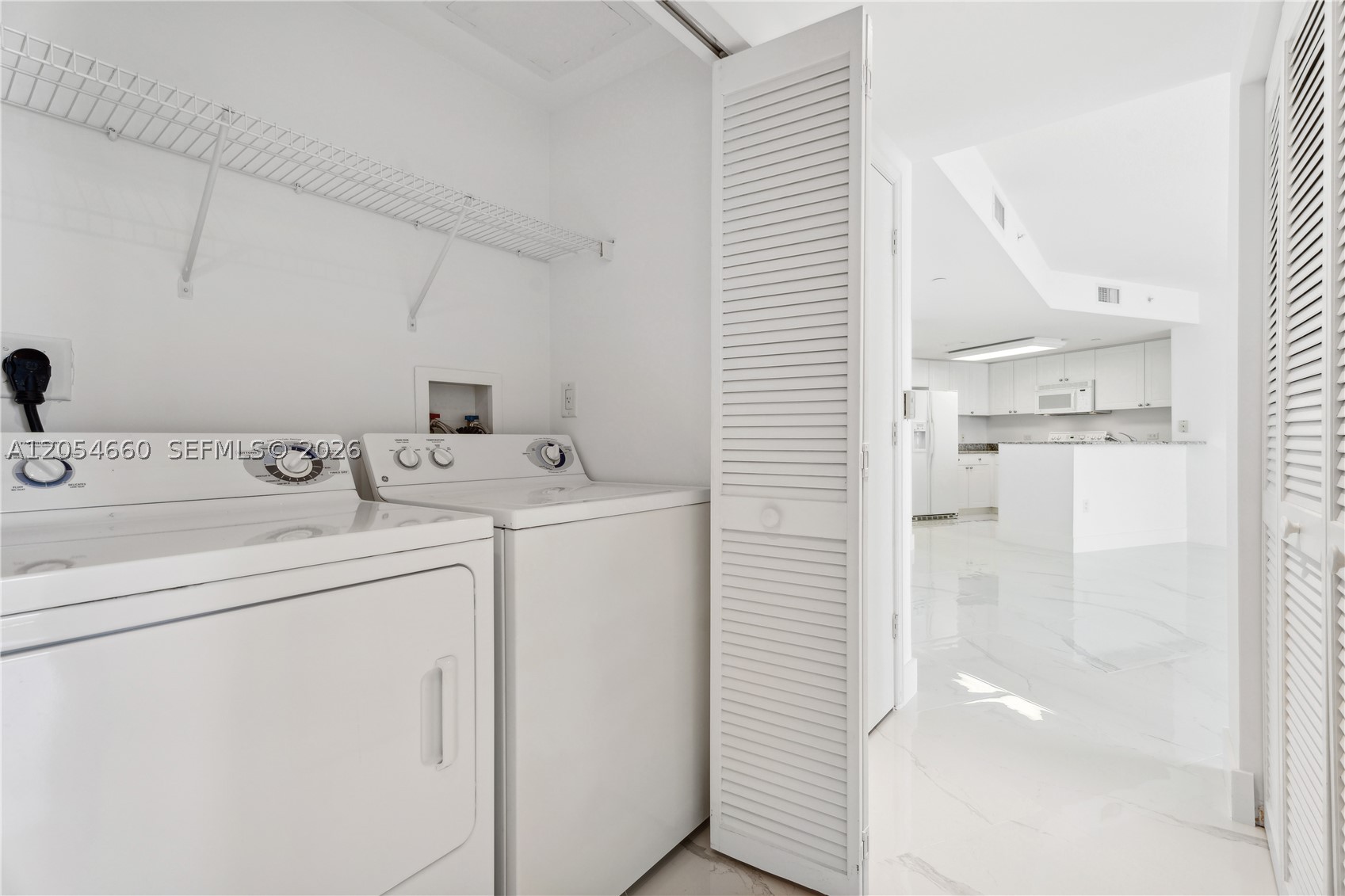 TURNBERRY ON THE GREEN - Residential