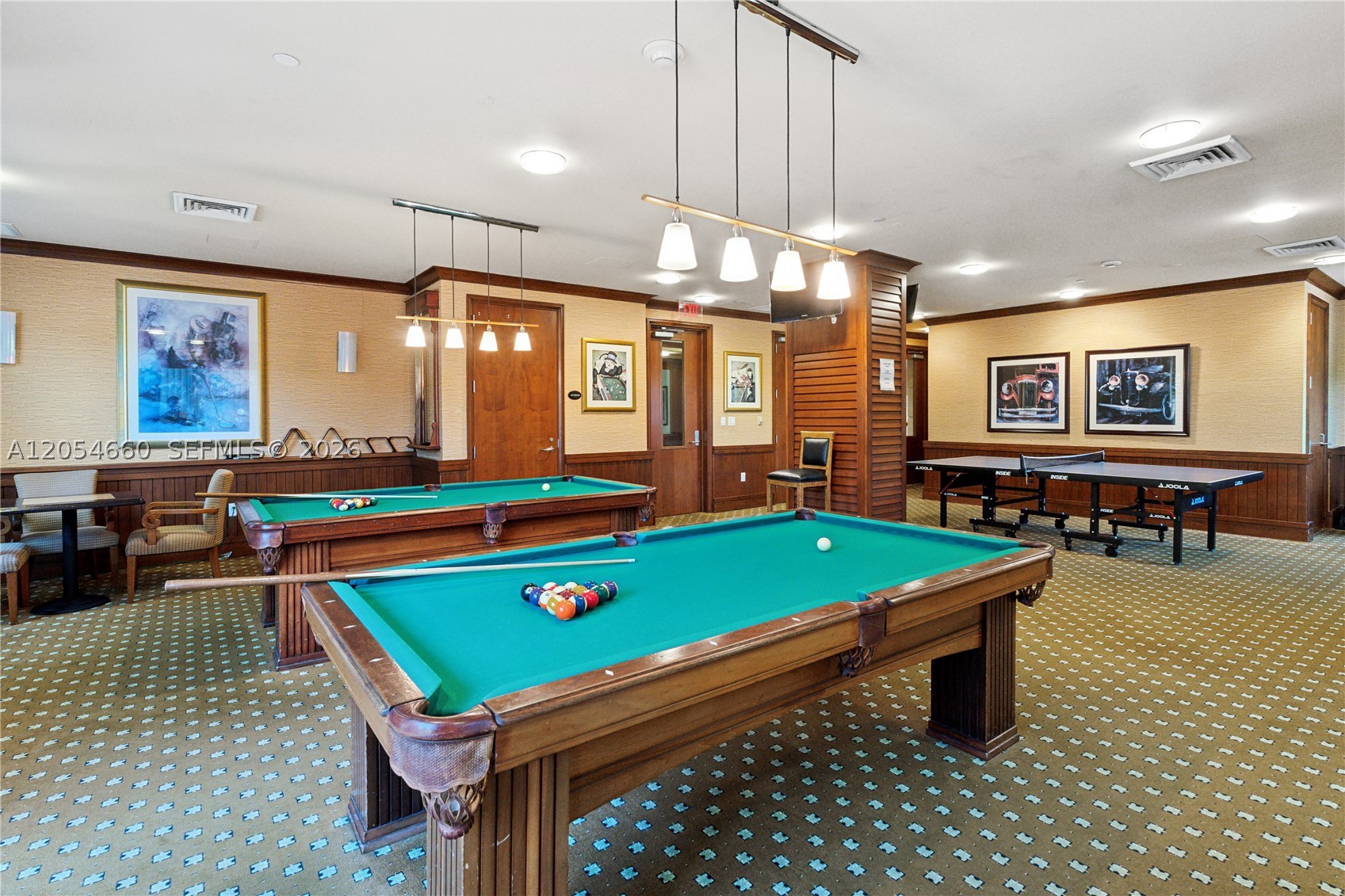 TURNBERRY ON THE GREEN - Residential
