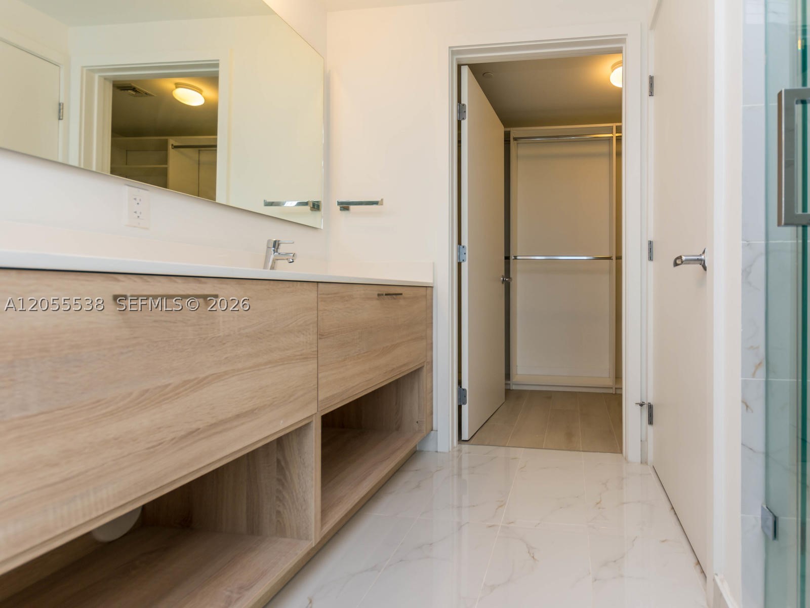 THE HARBOUR NORTH CONDO - Residential