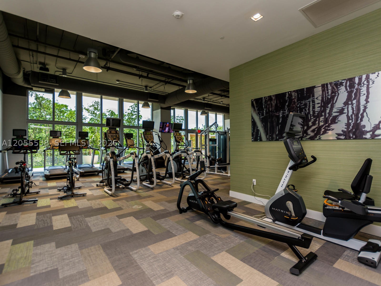 THE HARBOUR NORTH CONDO - Residential
