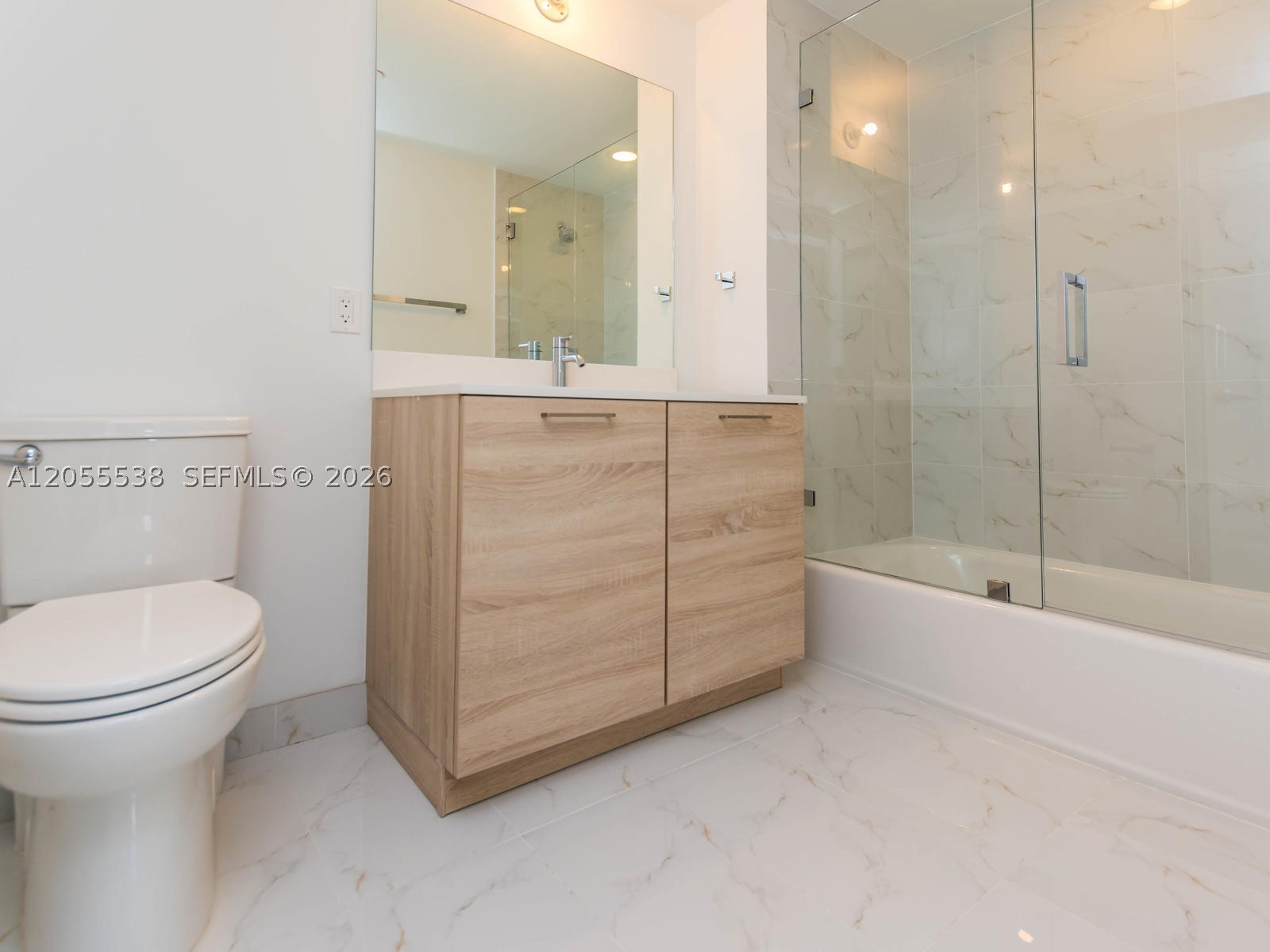 THE HARBOUR NORTH CONDO - Residential