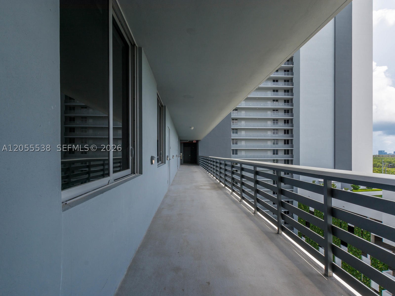 THE HARBOUR NORTH CONDO - Residential