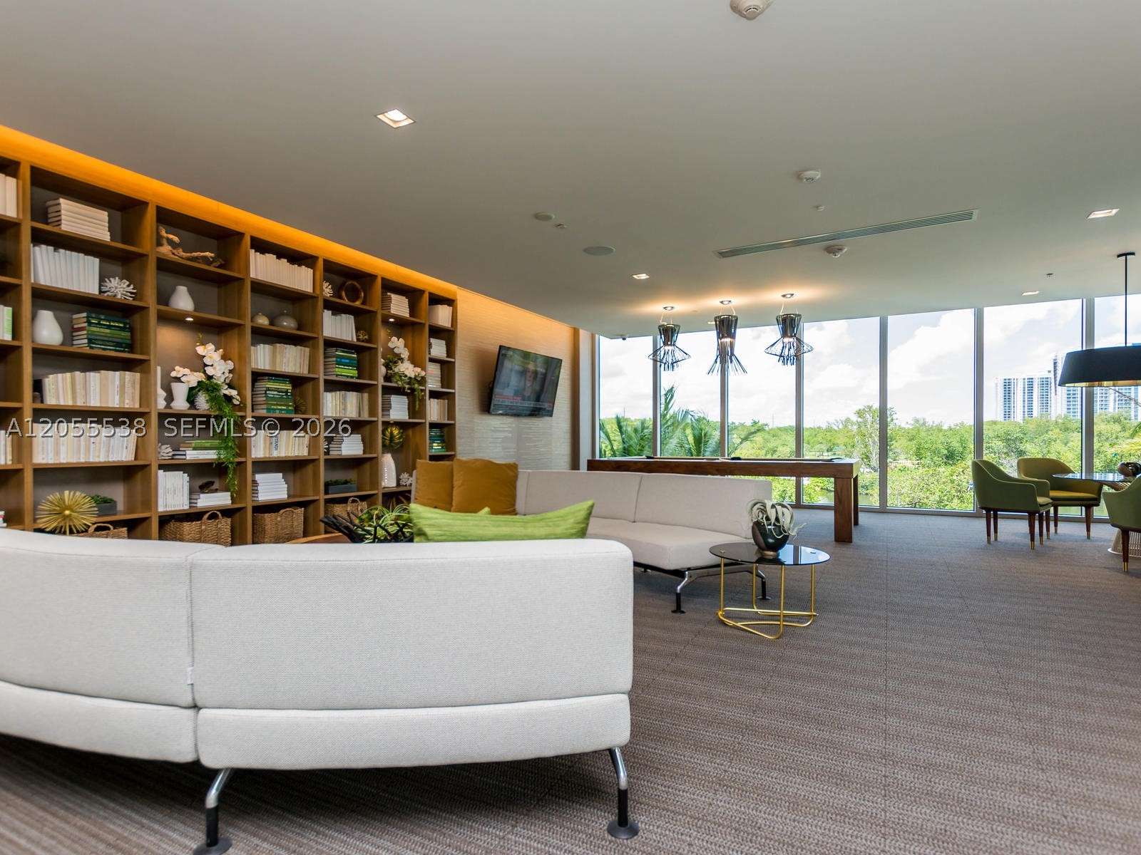 THE HARBOUR NORTH CONDO - Residential