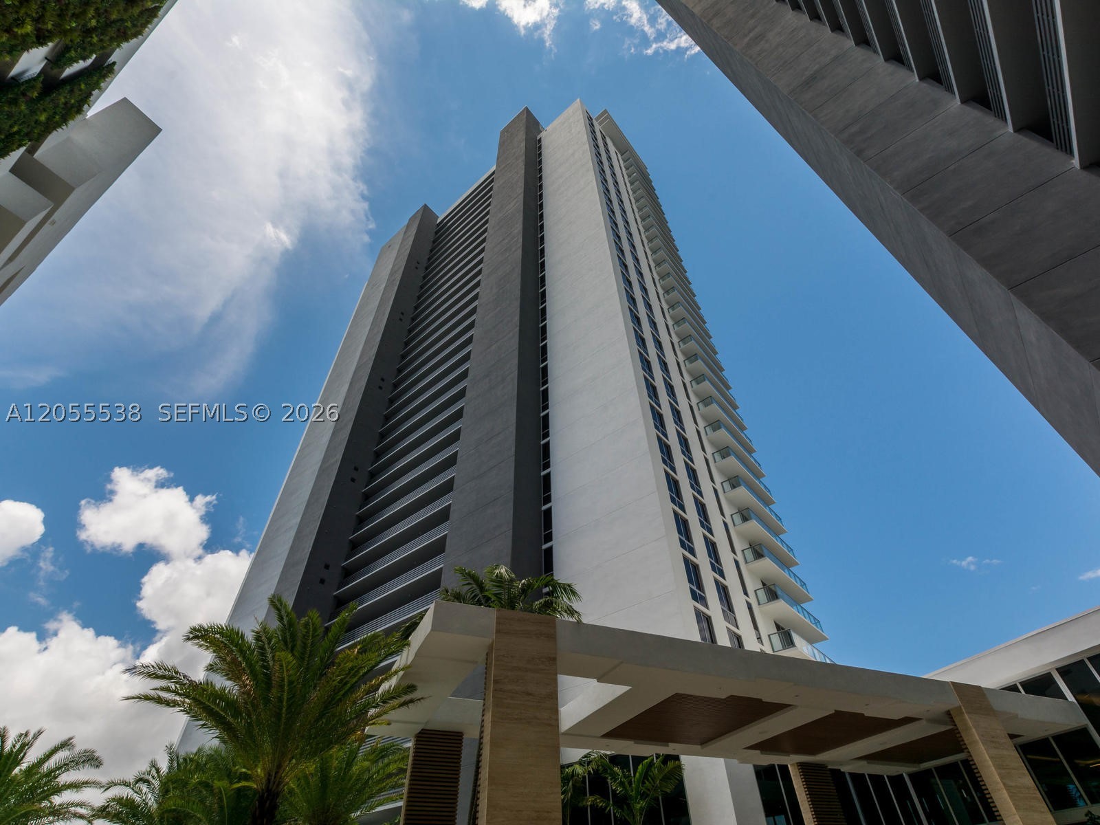 THE HARBOUR NORTH CONDO - Residential