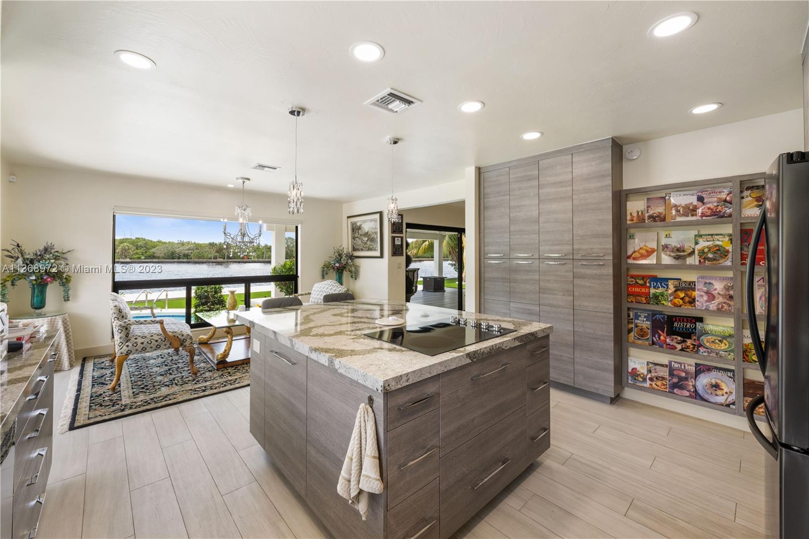 CORAL RIDGE NORTH - Residential