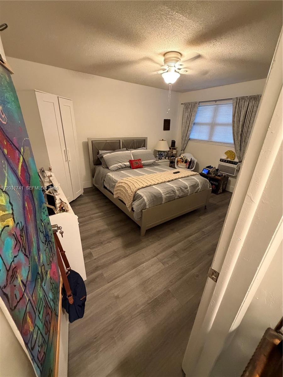 Astor condominium - Residential