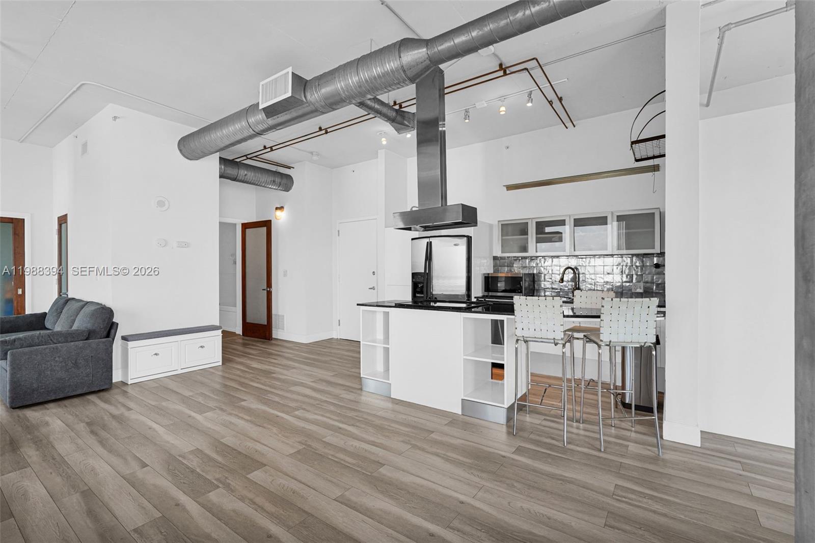 NEO CONDO - Residential