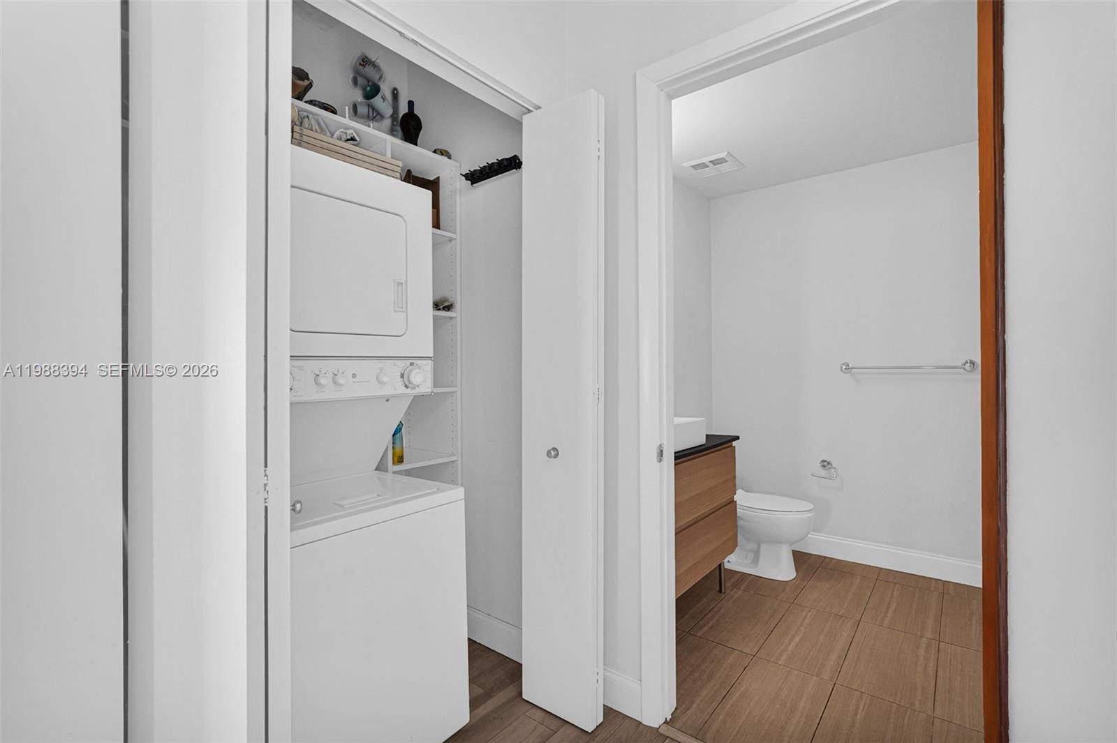 NEO CONDO - Residential