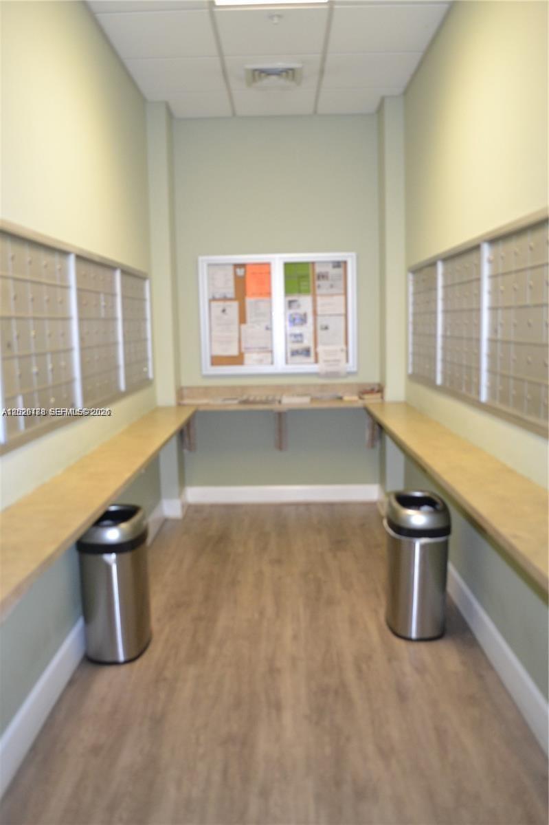 DOUGLAS GRAND CONDO - Residential Lease
