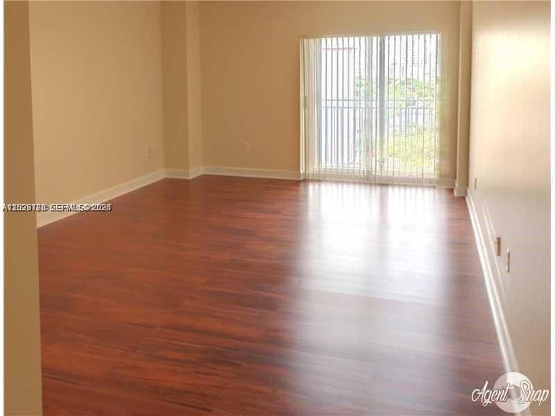 DOUGLAS GRAND CONDO - Residential Lease