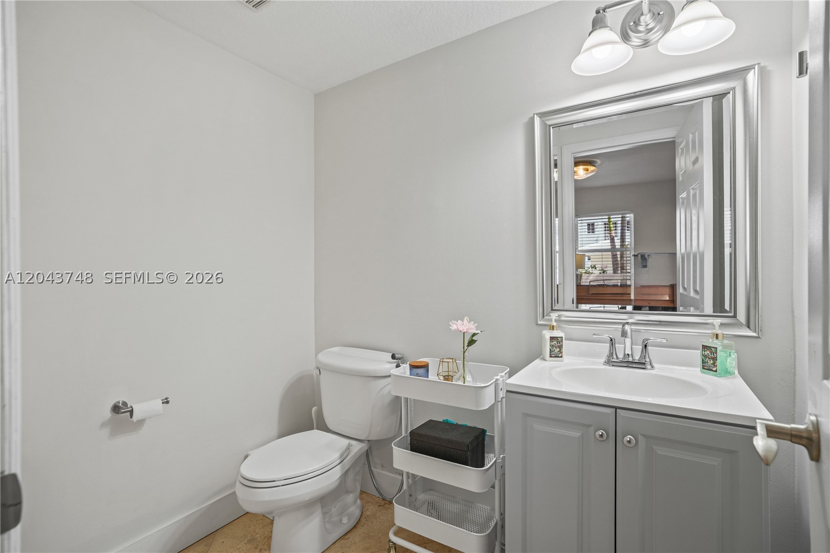 ROADS END VILLAGE CONDO - Residential