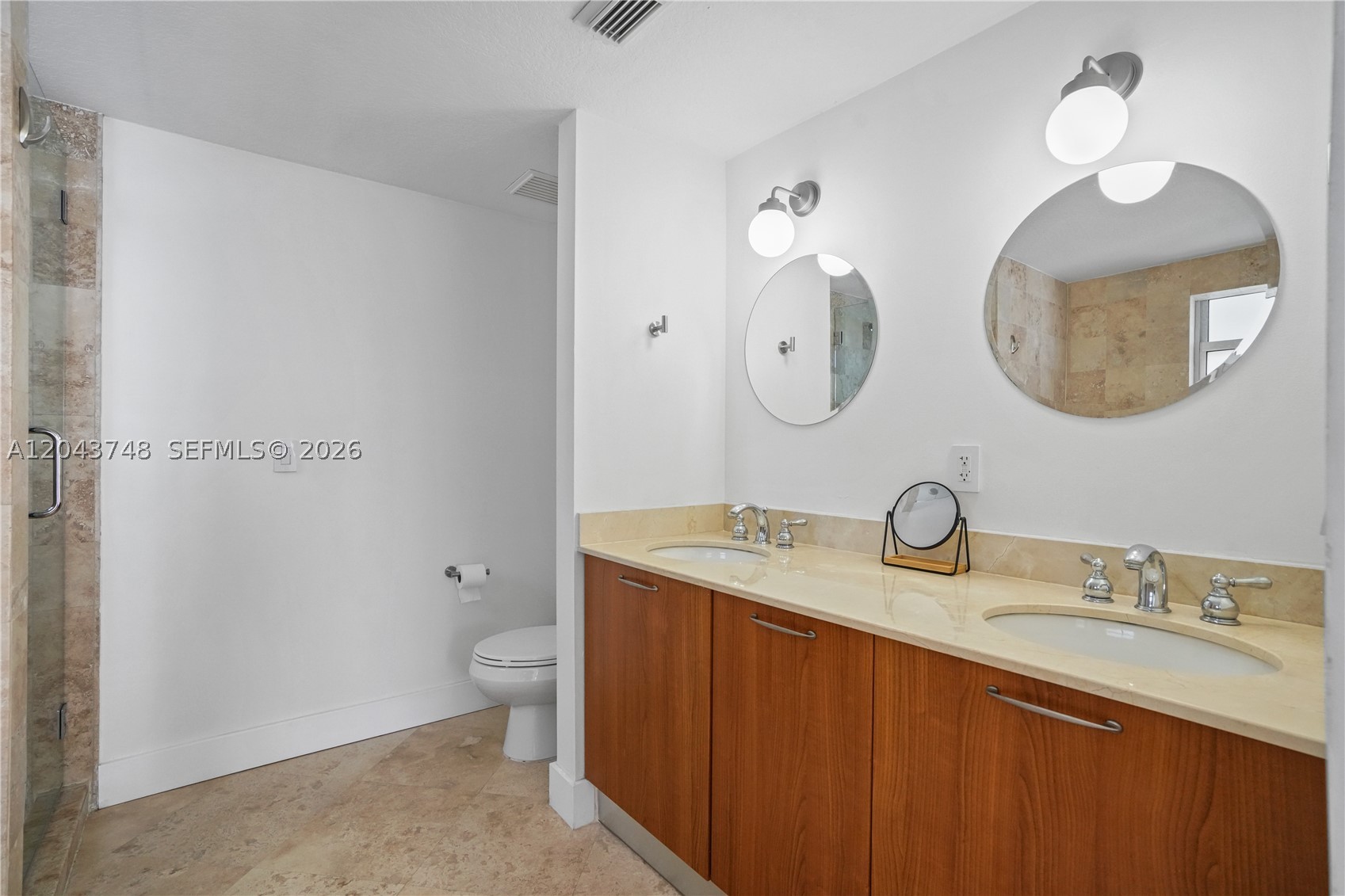 ROADS END VILLAGE CONDO - Residential