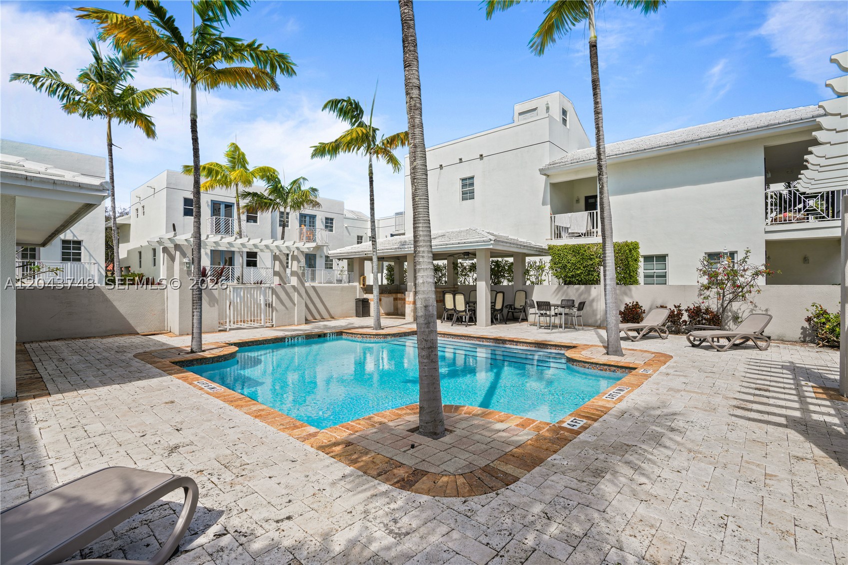 ROADS END VILLAGE CONDO - Residential