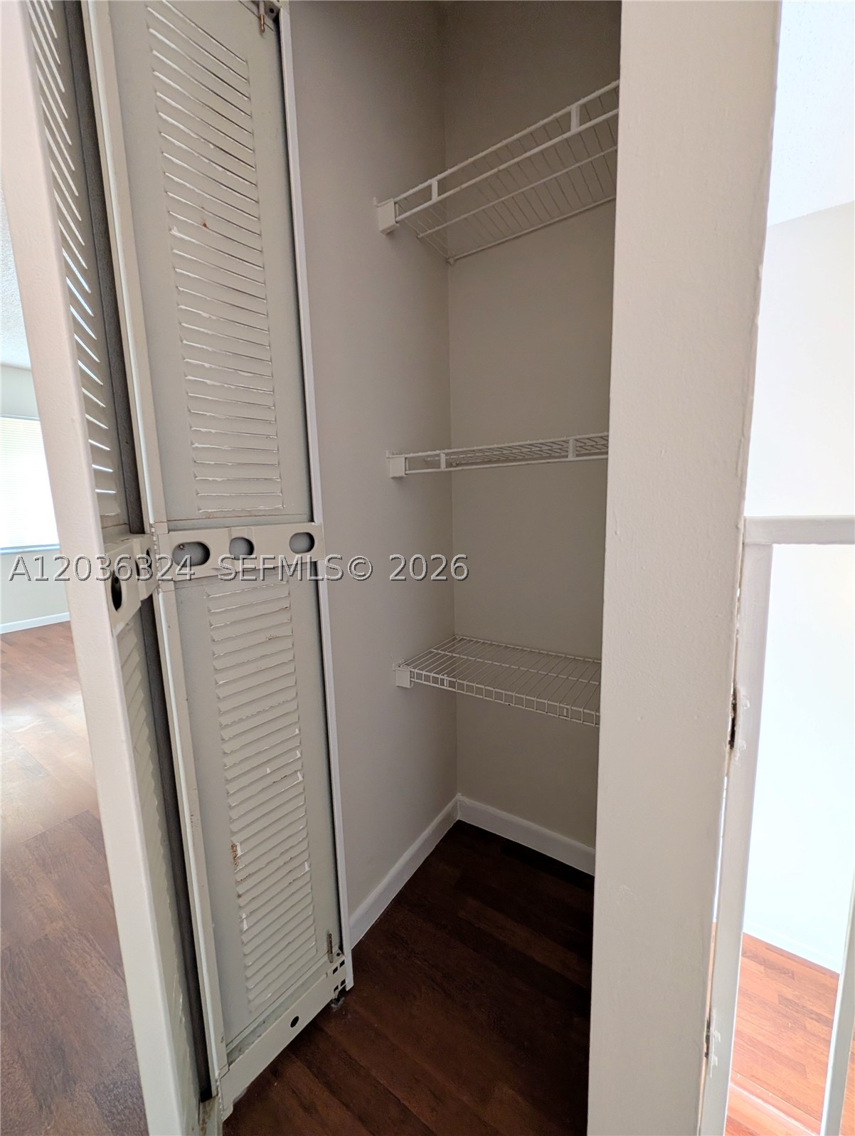 MOWRY VILLAS - Residential Lease