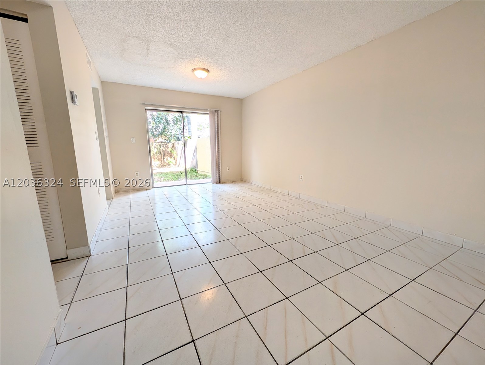 MOWRY VILLAS - Residential Lease