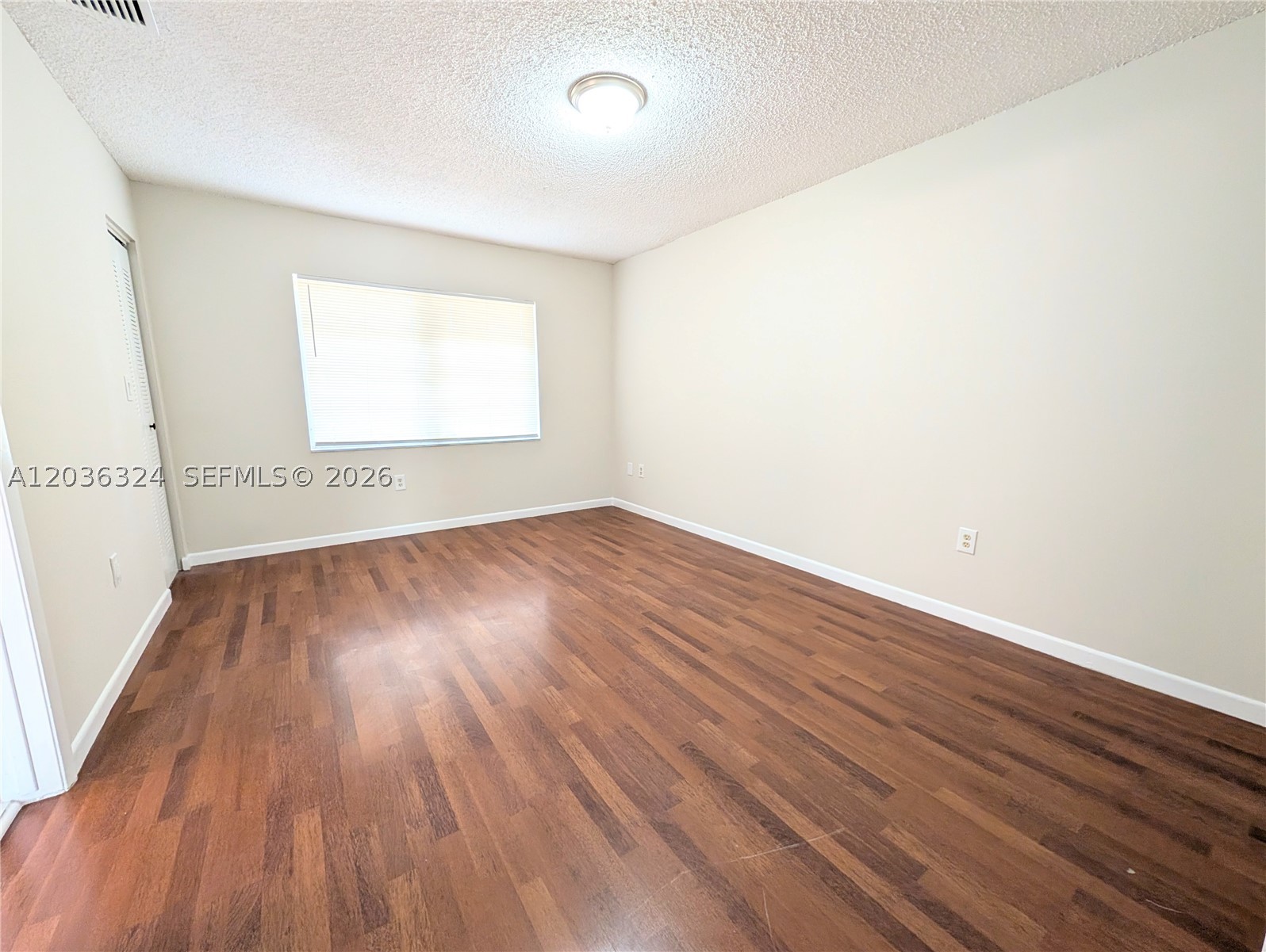 MOWRY VILLAS - Residential Lease